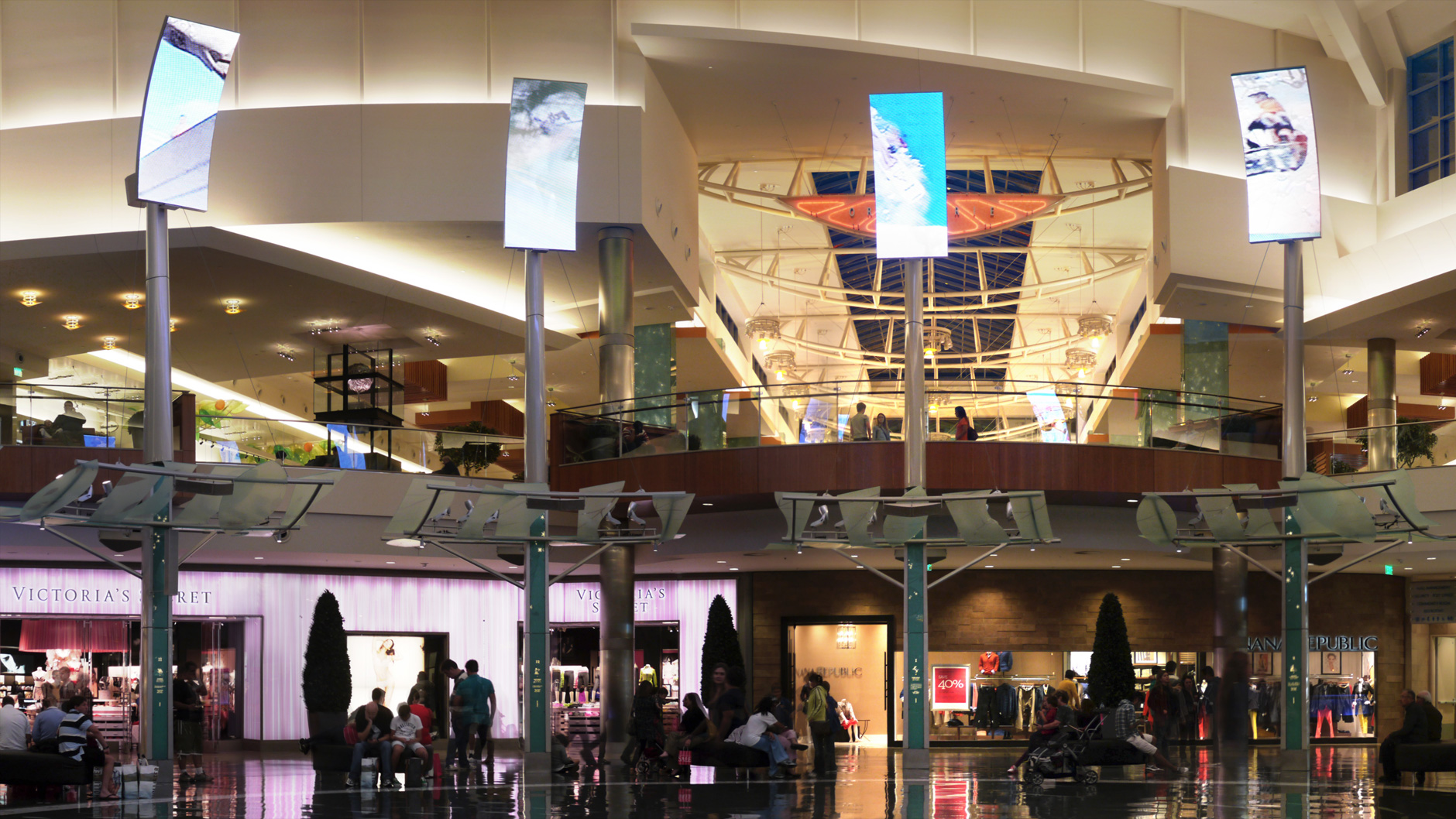 Mall at Millenia Video Display